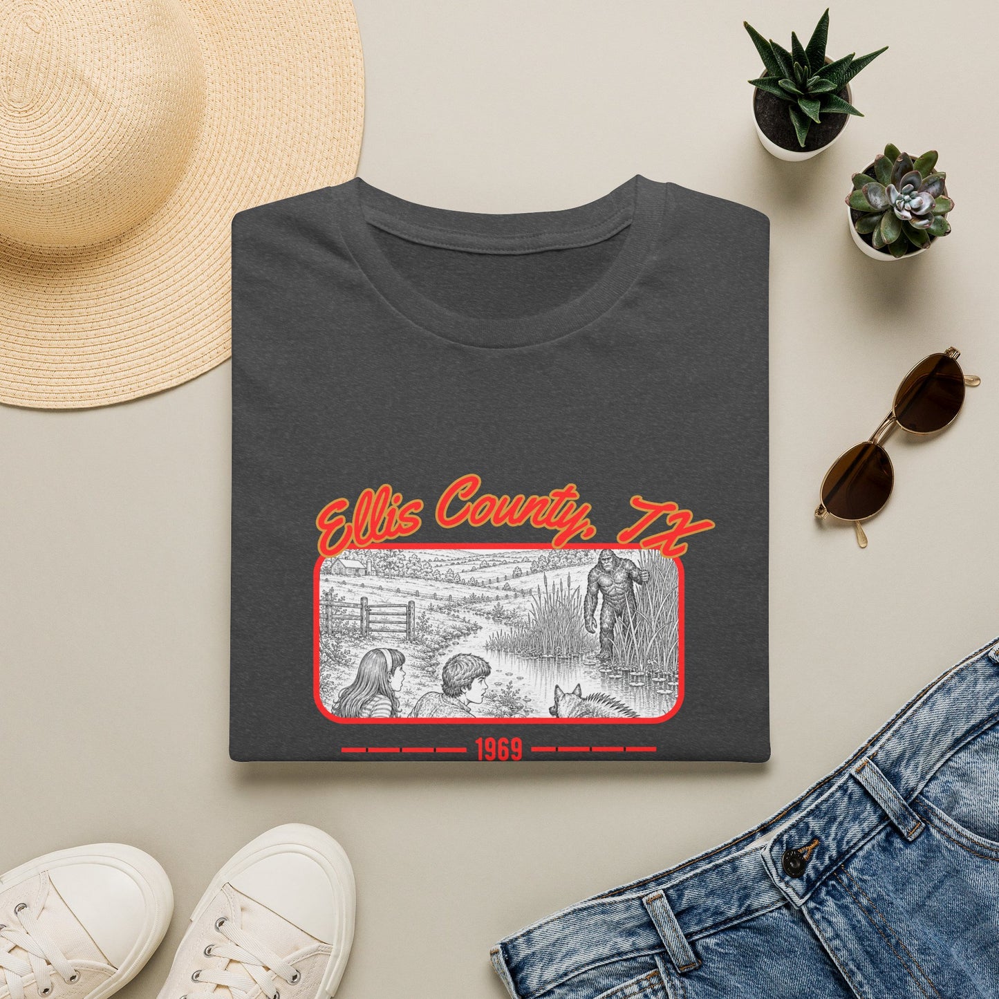 Ellis County, Texas Bigfoot T-Shirt | 1969 Sasquatch Sighting Tee