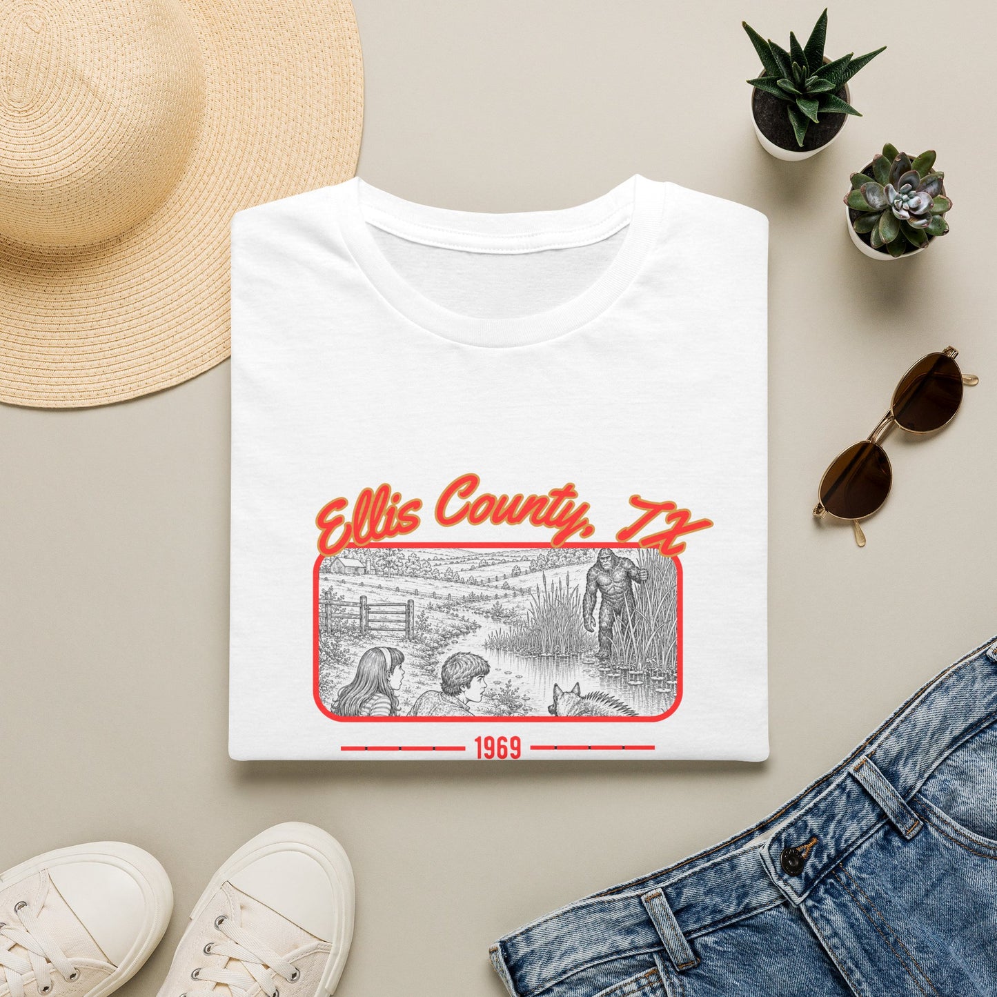 Ellis County, Texas Bigfoot T-Shirt | 1969 Sasquatch Sighting Tee